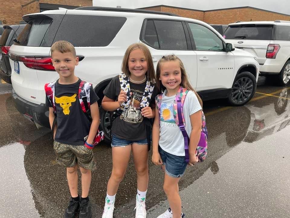 08-30-23-first-day-of-school-Amelia-Jeremiah-and-Abigail-Milligan