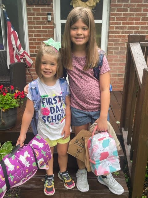 08-30-23-first-day-of-school-Sisters-Evelyn-and-Tessa-Bloombren