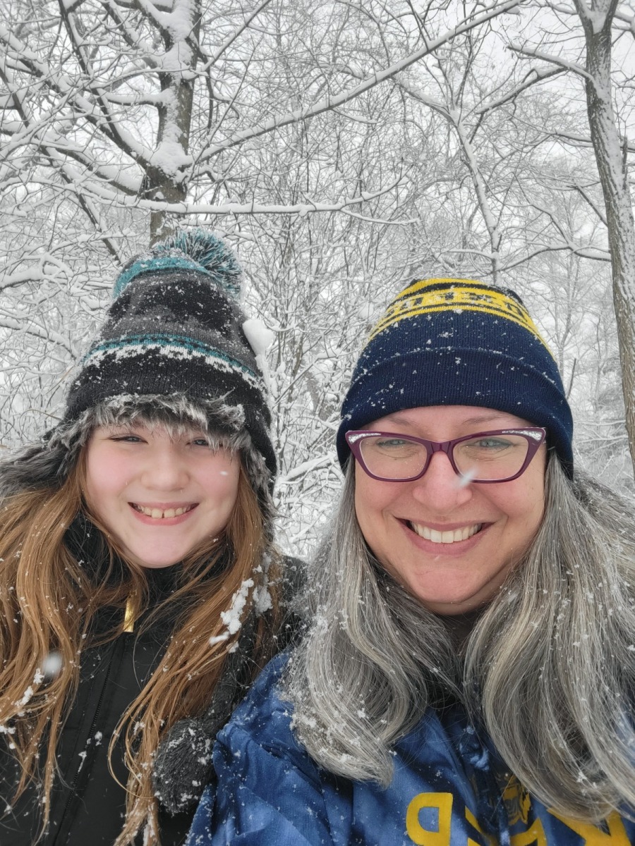 02-01-snow-Layla-and-Christie-Williams-enjoying-the-first-snow-day-of-the-year