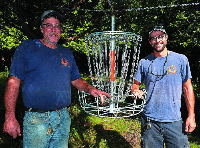 New disc golf course opening at Oakwood Lake Twp. Park Oxford Leader