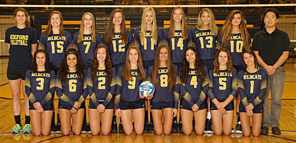 Back row (from left): Anna Peruski #15 (RS/MH), Anna Trbovich #7 (RS), Catherine Dobies #12 (RS/MH), Emma LaBarge #11 (OH/MH/RS), Sydney Richter #14 (OH/RS), Alexia Kingham #13 (MH), and Elle Wright #10 (MH). Front row (from left): Danielle Deryckere #3 (DS), Devon Bonner #6 (DS), Rachel Gubesch #2 (S), Maddy Weiss #9 (OH), Kalli Mulholland #8 (S), Anna Ibarra #4 (DS/OH/S), Mckenzie Miller #5 (DS), and Alyssa Detone #1 (DS). Photo by Matt Johnson.