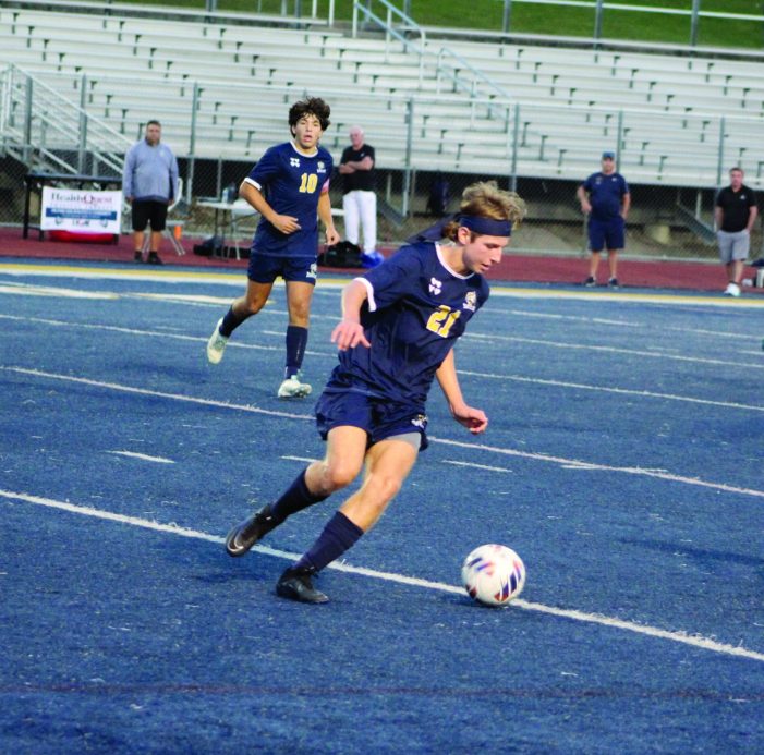 Oxford defeats Lake Orion 1-0 in stellar soccer game