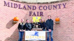 Oxford Equestrian team wins state championship