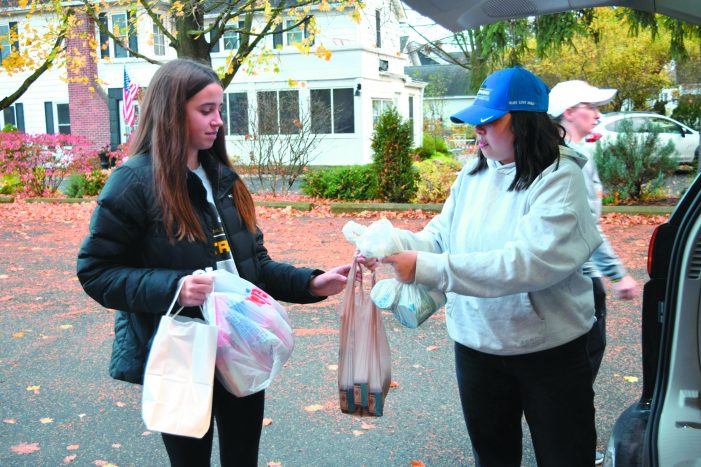 42 Strong students collect donations for Free Meals program