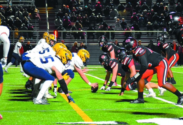 Oxford loses 29-7 to Grand Blanc in football district final