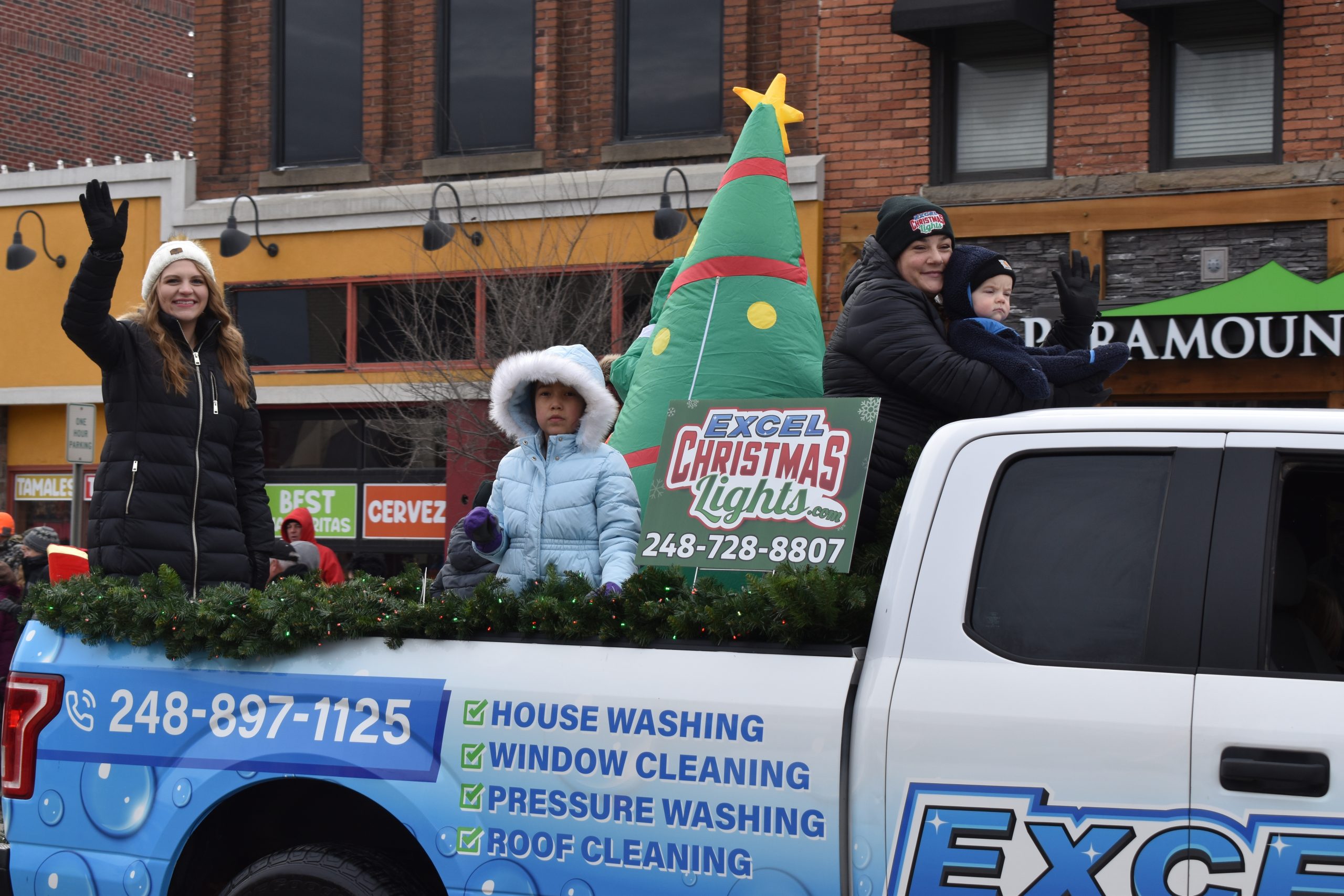 ox christmas parade 12-7-24 (120)