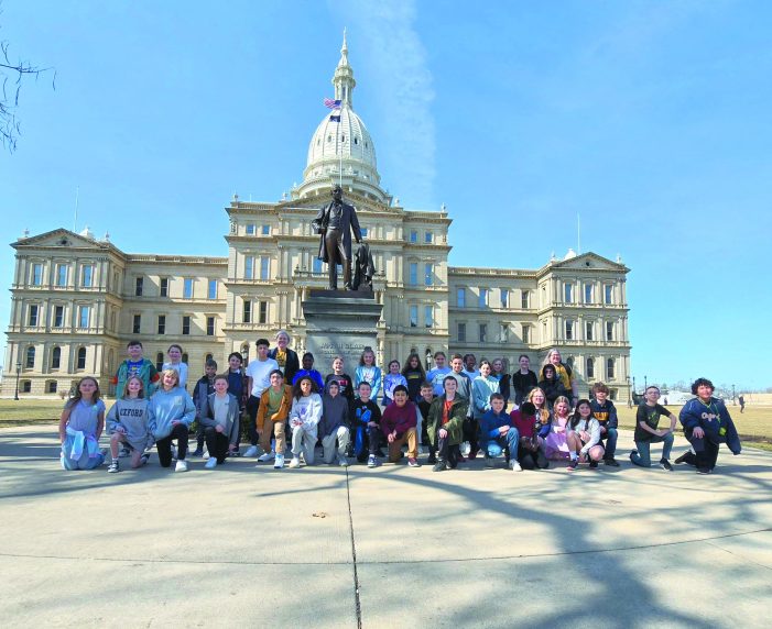 Leonard Elementary students visit the state capitol